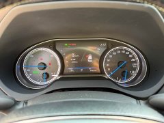 Toyota Wei Sa Dual-Engine 2.5L CVT FWD Luxury Edition - ფოტო 4