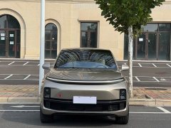 Li Auto L8 Pro - ფოტო 2