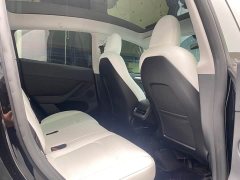 Tesla Model Y Long Range All-Wheel Drive - ფოტო 13