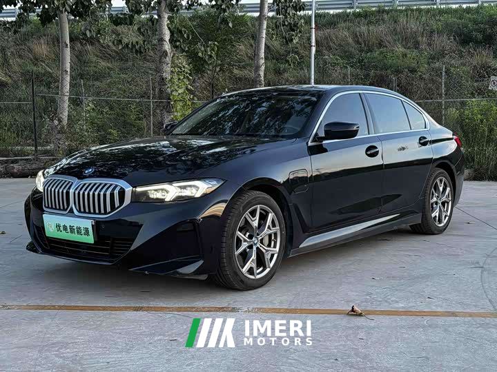 BMW i3 eDrive 35 L