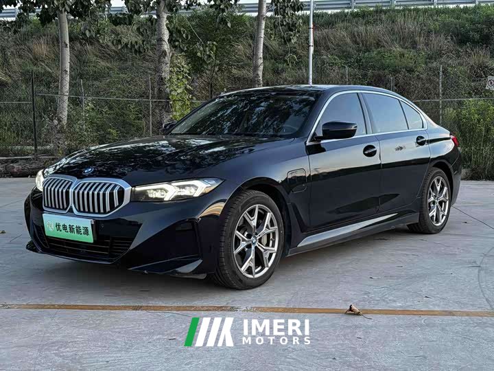 BMW i3 eDrive 35 L
