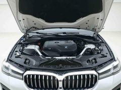 BMW 5 Series 530Li xDrive M Sport Package - ფოტო 7