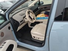 Li Auto i8 Standard Edition - ფოტო 2