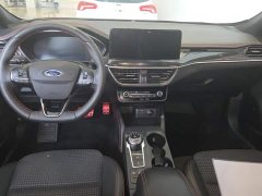 Ford Focus Sedan EcoBoost 180 Automatic ST Line - ფოტო 12