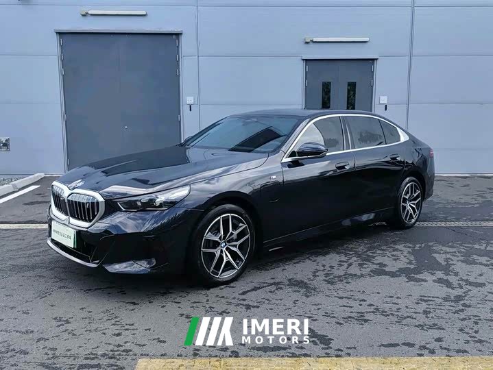BMW i5 2025 eDrive 35L M Sport Package - ავტომობილი ჩინეთიდან