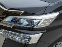 Toyota Vellfire 2020 Dual Motor 2.5L HV Premium Edition - ფოტო 12