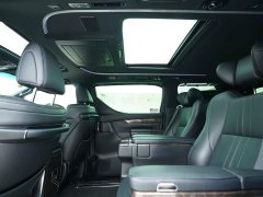 Toyota Vellfire 2020 Dual Motor 2.5L HV Premium Edition - ფოტო 18