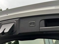 FAW Red Flag HS3 2.0T AWD Youwei Edition - ფოტო 14