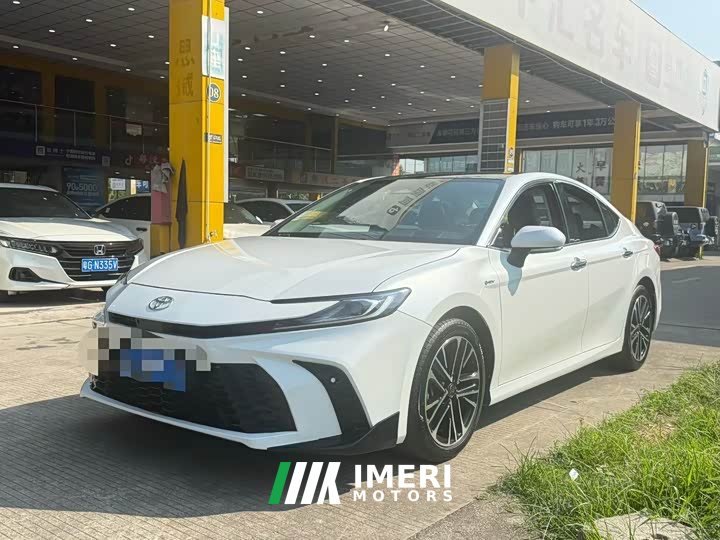 Toyota Camry Dual-Engine 2.5HXS Sports Plus Edition - ავტომობილი ჩინეთიდან