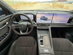 Geely Xingyue L Oriental Radiance 2.0T Automatic Moonlight Edition - ფოტო 9