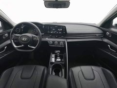 Hyundai Elantra 2023 1.5L CVT GLX Elite - ფოტო 5