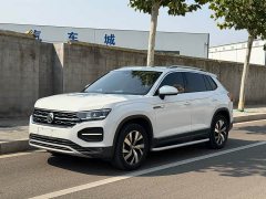 Volkswagen Taos 280TSI FWD Luxury Smart Connected Edition - ფოტო 1