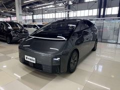 Li Auto MEGA 2025 Home Family Edition - ფოტო 1