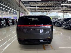 Li Auto MEGA 2025 Home Family Edition - ფოტო 14