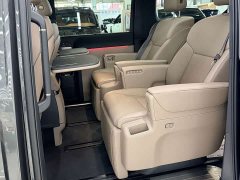 Li Auto MEGA 2025 Home Family Edition - ფოტო 8
