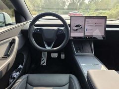 Tesla Model Y Facelift Long Range Rear-Wheel Drive - ფოტო 13