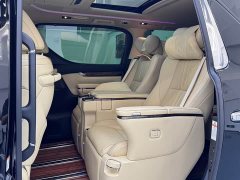Toyota Vellfire Crown Hybrid 2.5L HV Premium Edition - ფოტო 4