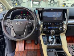 Toyota Vellfire Crown Hybrid 2.5L HV Premium Edition - ფოტო 5