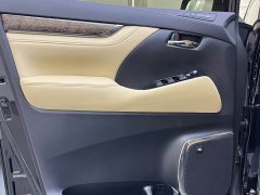 Toyota Vellfire Crown Hybrid 2.5L HV Premium Edition - ფოტო 7