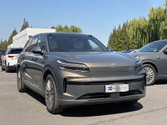 Nio Lerado L90 Max Six-Seater - ფოტო 2
