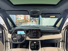Zeekr 009 Six-Seat Executive AWD 108kWh - ფოტო 19