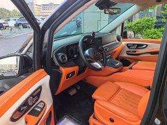 Mercedes-Benz V-Class V 300 L Long Wheelbase Luxury Edition - ფოტო 4