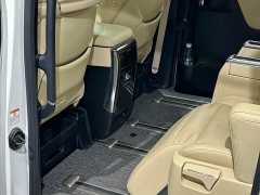 Toyota Alphard 2021 Hybrid 2.5L Luxury - ფოტო 20
