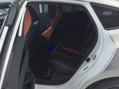 Changan UNI-V 1.5T Premium Sport - ფოტო 11