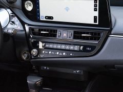 Lexus ES 2022 300h Excellence Edition - ფოტო 17