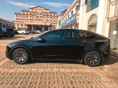 Tesla Model Y L Long Range All-Wheel Drive - ფოტო 2