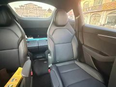 Tesla Model Y L Long Range All-Wheel Drive - ფოტო 4