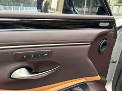 Lexus ES 200 Luxury - ფოტო 10
