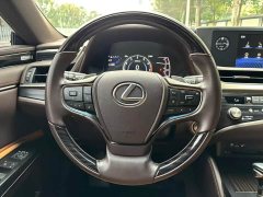 Lexus ES 200 Luxury - ფოტო 12