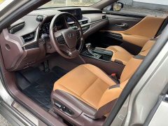 Lexus ES 200 Luxury - ფოტო 6