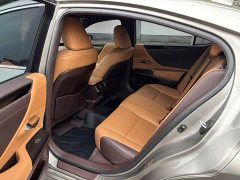 Lexus ES 200 Luxury - ფოტო 8