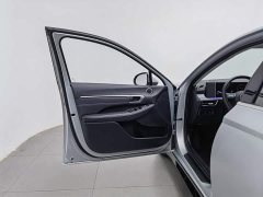 Hyundai Sonata 2024 1.5T Pro - ფოტო 8