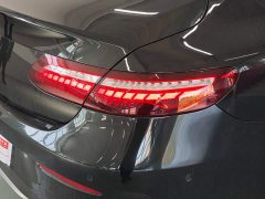 Mercedes-Benz E-Class (Imported) E 260 Coupe - ფოტო 17