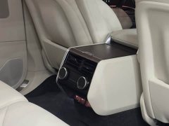 Land Rover Range Rover 2025 3.0L V6 400PS Extended Wheelbase Prestige Edition - ფოტო 10