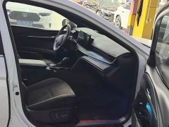Toyota Camry 2026 Dual-Engine 2.0HXS Sports Plus Edition - ფოტო 8