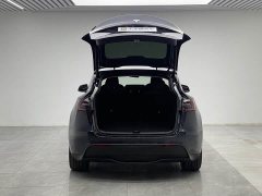 Tesla Model Y Rear-Wheel Drive - ფოტო 10