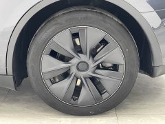 Tesla Model Y Rear-Wheel Drive - ფოტო 19