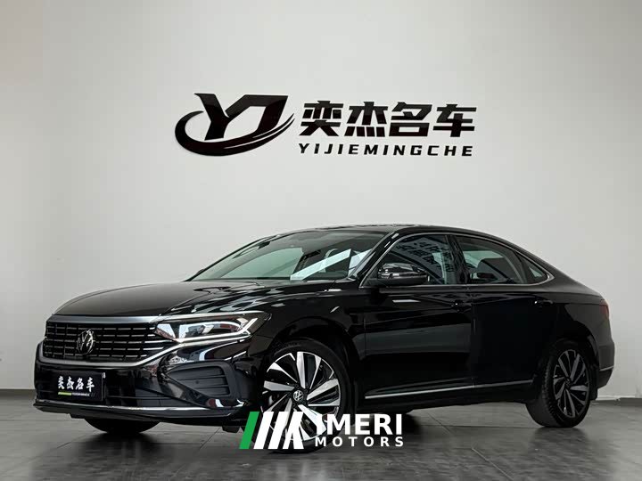 Volkswagen Passat 330TSI Elite - ავტომობილი ჩინეთიდან