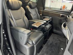 Toyota Vellfire Crown Hybrid 2.5L Executive Premier Edition - ფოტო 14