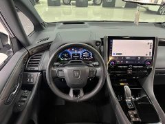Toyota Vellfire Crown Hybrid 2.5L Executive Premier Edition - ფოტო 17