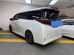 Toyota Alphard Hybrid 2.5L Premium Edition - ფოტო 2