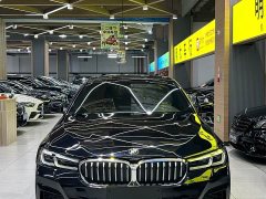 BMW 5 Series 525Li M Sport Package - ფოტო 4