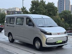 Wuling Yangguang Pro 405km Pure Electric Functional Passenger Vehicle 6-Seater - ფოტო 3