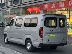 Wuling Yangguang Pro 405km Pure Electric Functional Passenger Vehicle 6-Seater - ფოტო 7