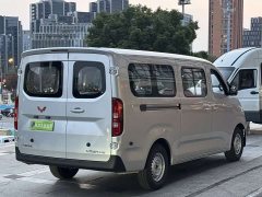 Wuling Yangguang Pro 405km Pure Electric Functional Passenger Vehicle 6-Seater - ფოტო 9