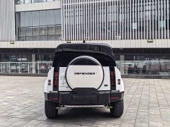 Land Rover Defender 90 3.0T P400 XS - ფოტო 17